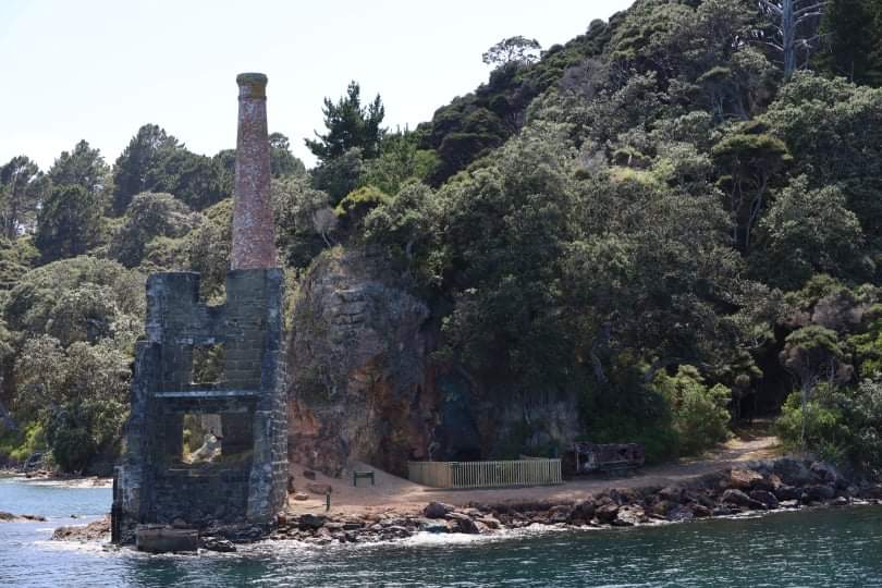 received_2165629283613444